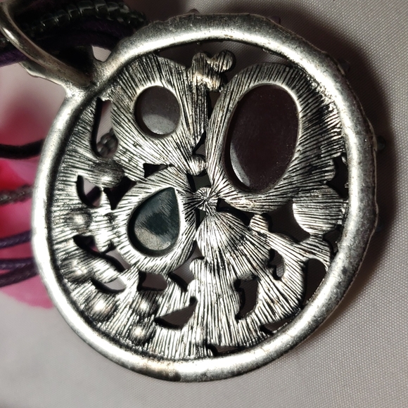 SALE!! Necklace - Picture 5 of 7